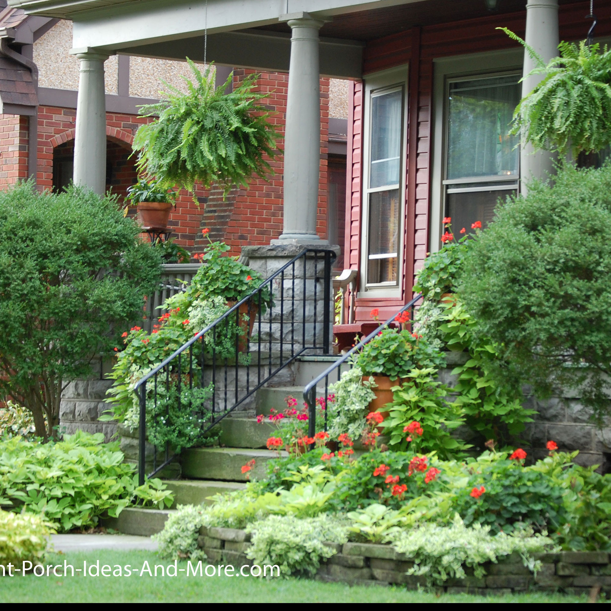 Front Porch Landscape Designs
 Porch Landscaping Ideas for Your Front Yard and More