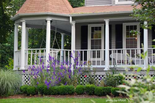 Front Porch Landscape Ideas
 Get Ready to Landscape Your Entrance Discover the Day