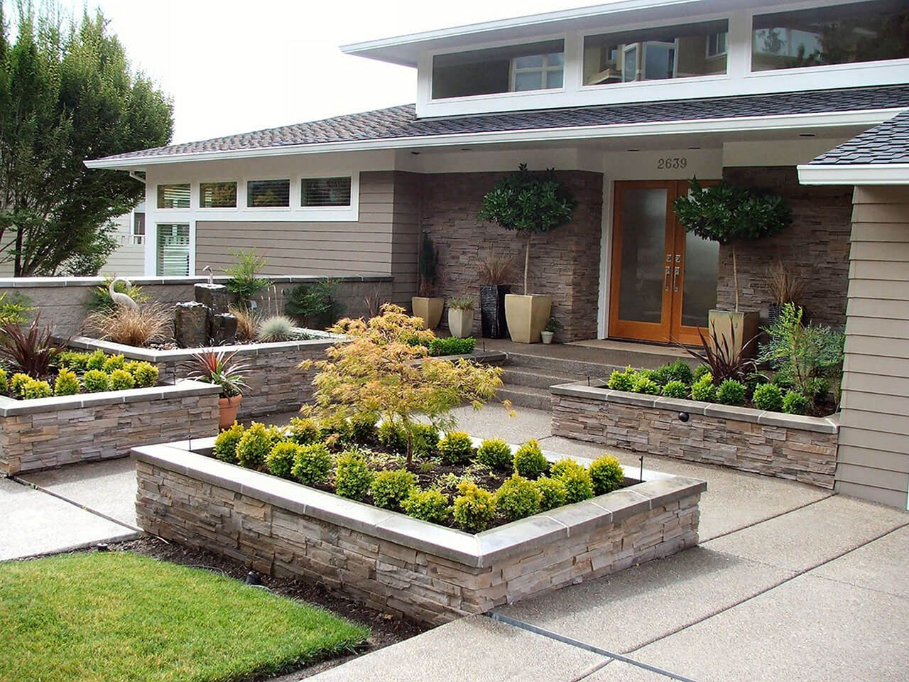 Front Yard Landscape Photos
 25 Simple Front Yard Landscaping Ideas That You Need To