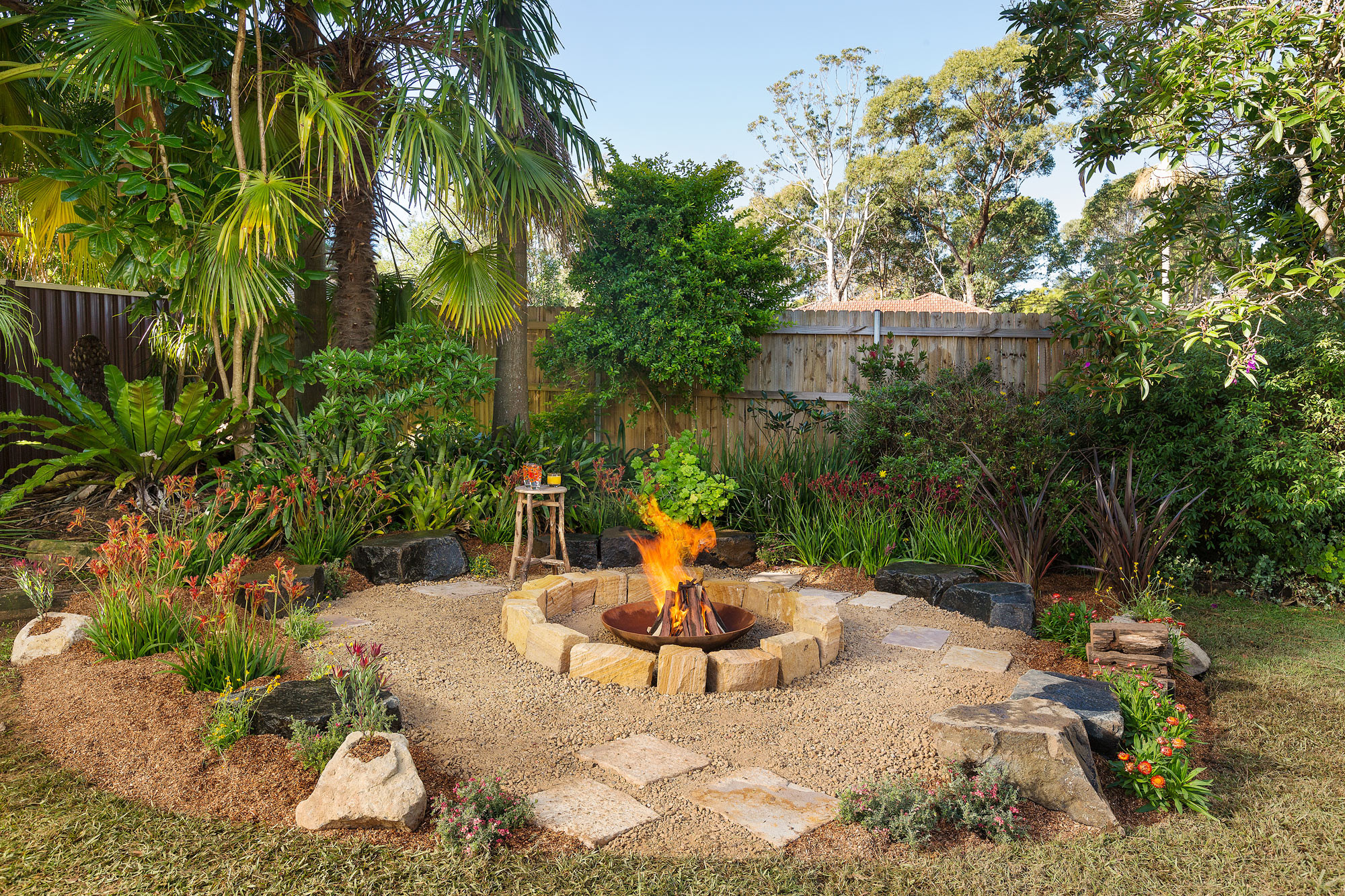 Garden Fire Pit
 How To Make A Fire Pit