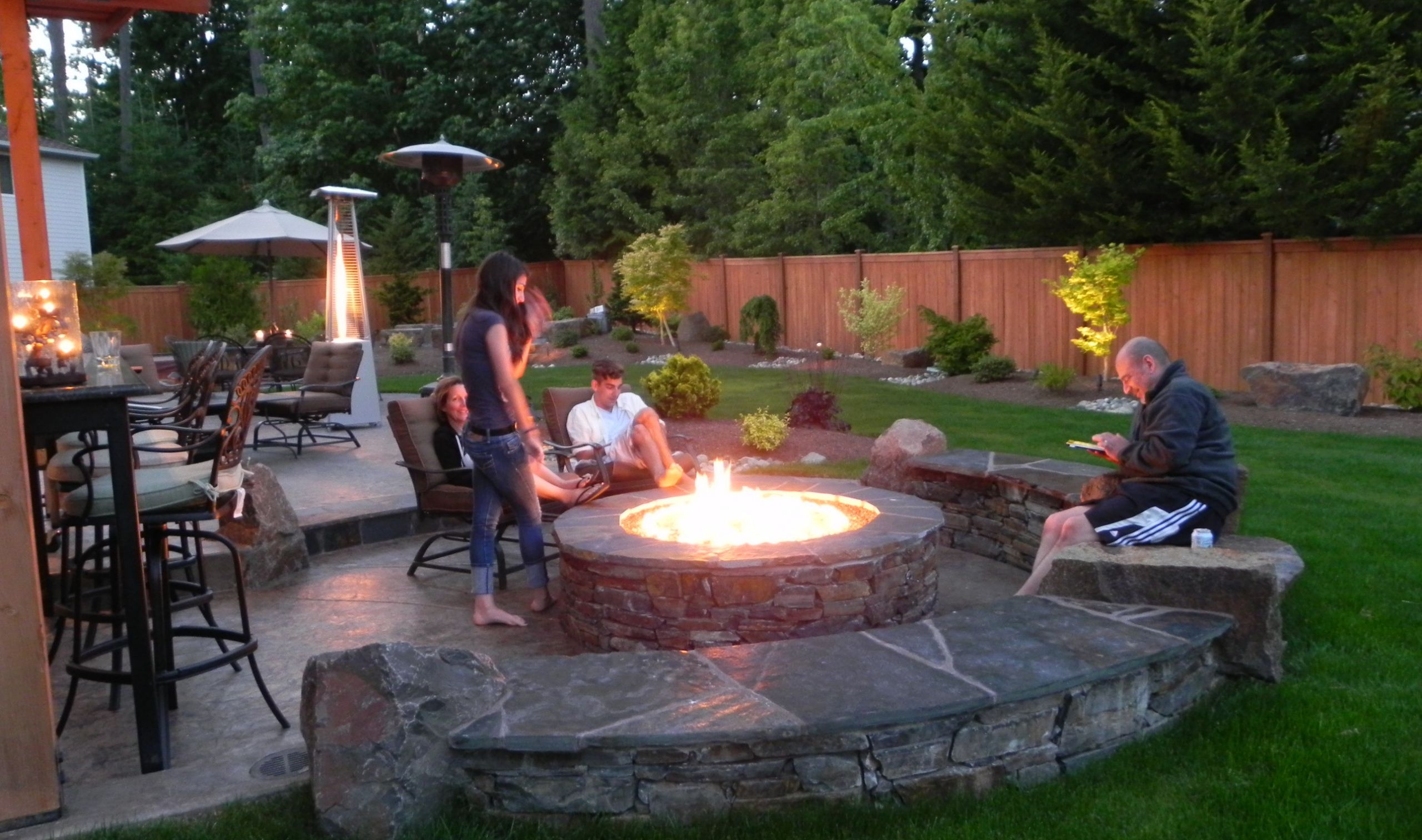Garden Fire Pit
 How To Elevate Your Backyard With An Outdoor Fire Pit