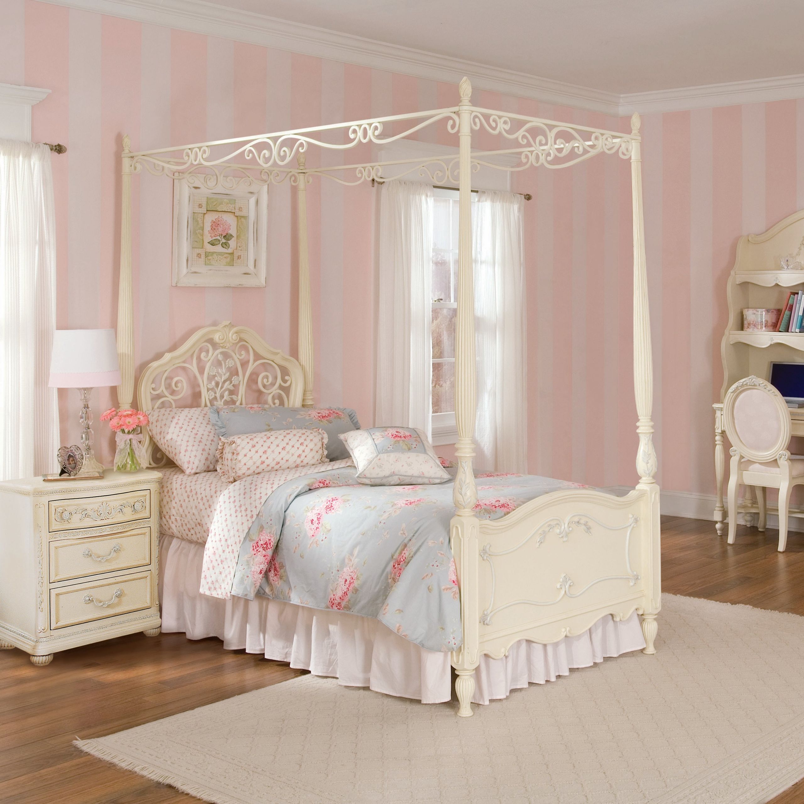 Girls Princess Bedroom
 32 Dreamy Bedroom Designs For Your Little Princess