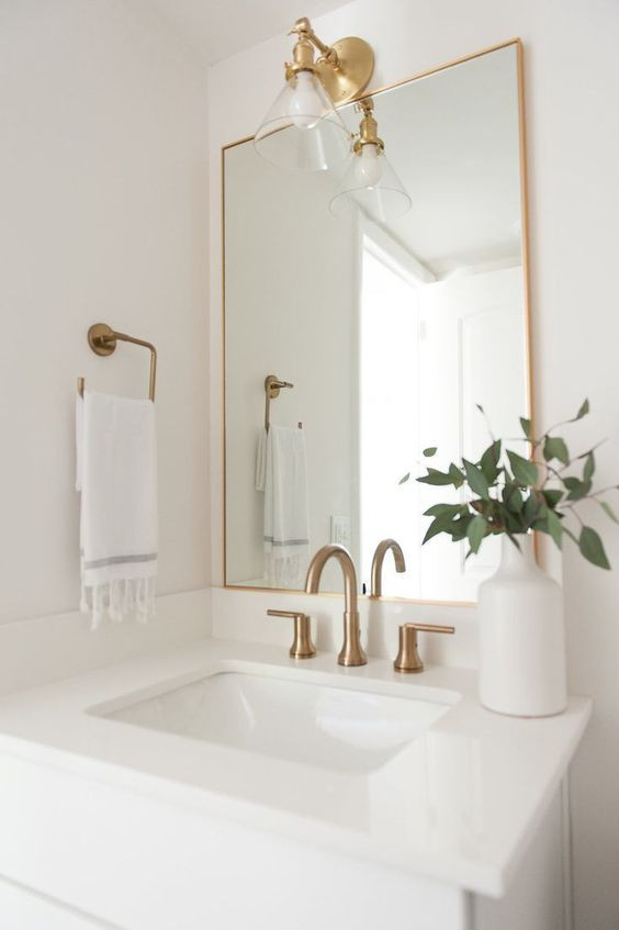 Gold Frame Bathroom Mirror
 25 Subtle Ways To Include Gold Into Home Decor DigsDigs