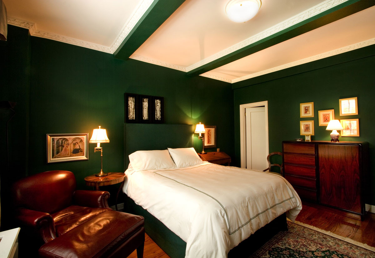 Green Bedroom Walls
 Home Decor