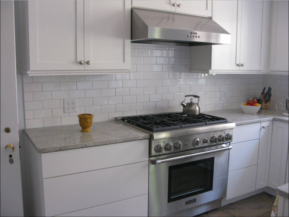 Grey Subway Tile Kitchen
 20 Best Subway Tile Backsplash Ideas For Any Kitchens