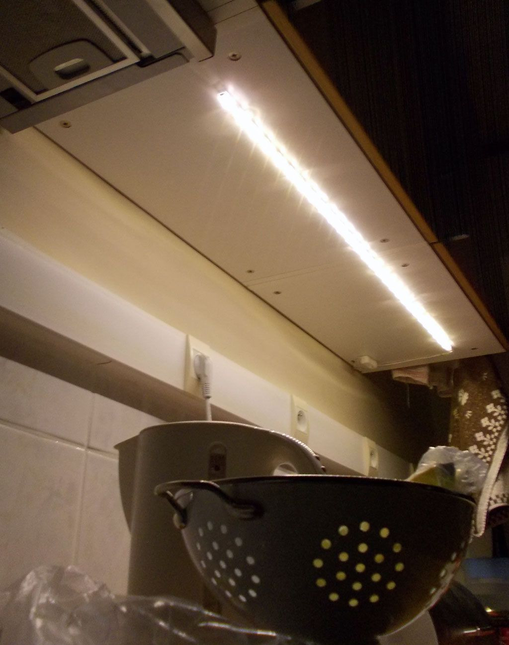 Ikea Kitchen Lights Under Cabinet
 Built in kitchen Ledberg