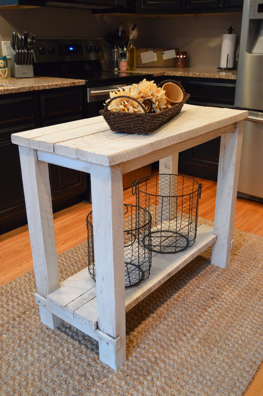 Island Table For Small Kitchen
 15 Gorgeous DIY Kitchen Islands For Every Bud