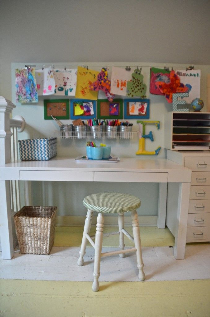 Kids Art Desk With Storage
 Kids Art Desk With Storage WoodWorking Projects & Plans