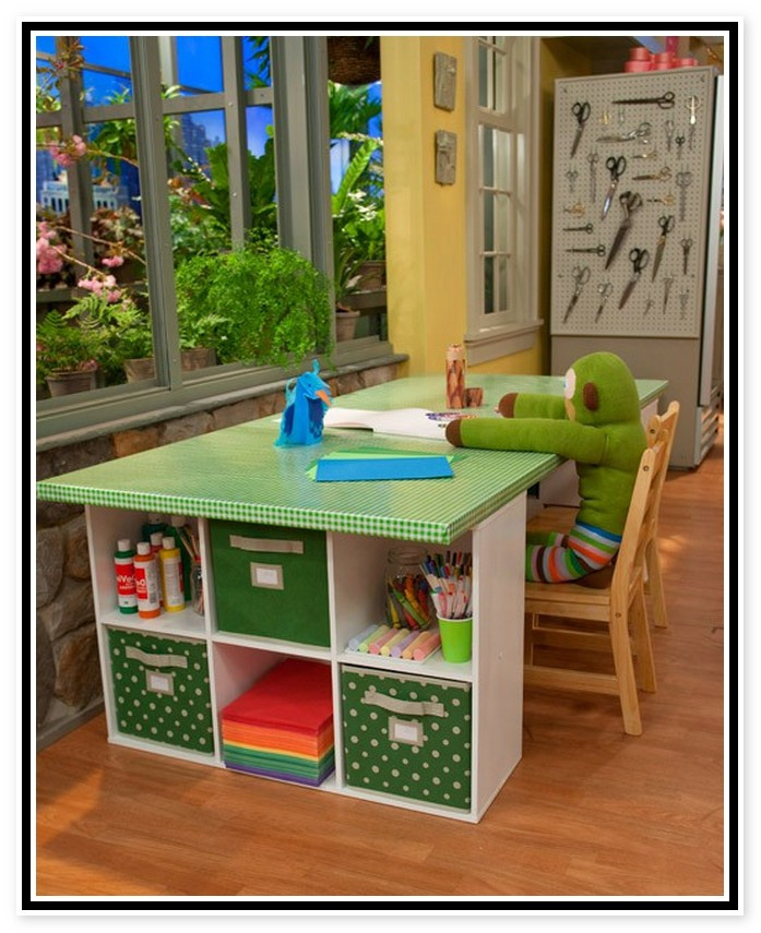 Kids Desk Table
 Craft Table for Kids Designs Materials and plements