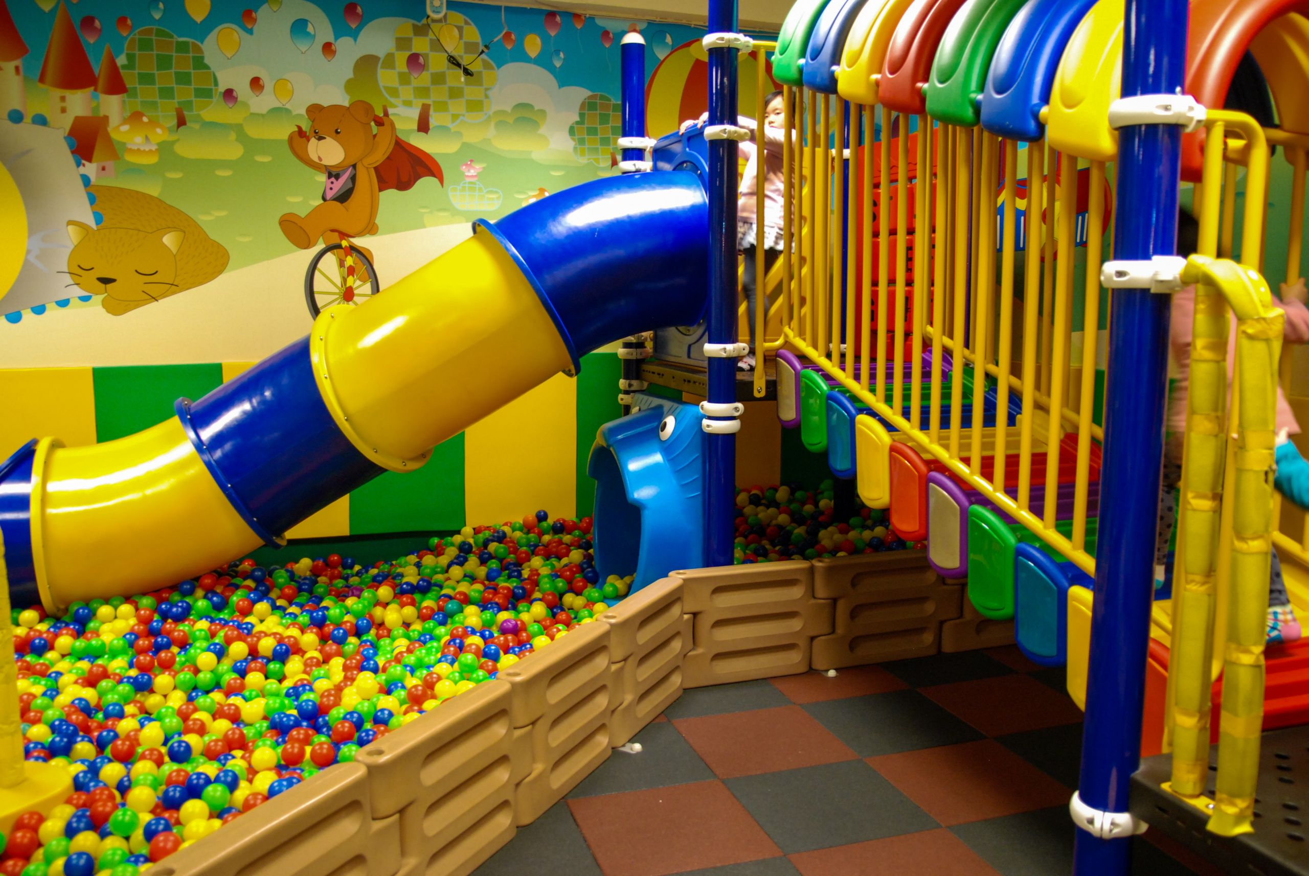 Kids Indoor Playground
 Kids Indoor Playgrounds and Their Benefits for Development