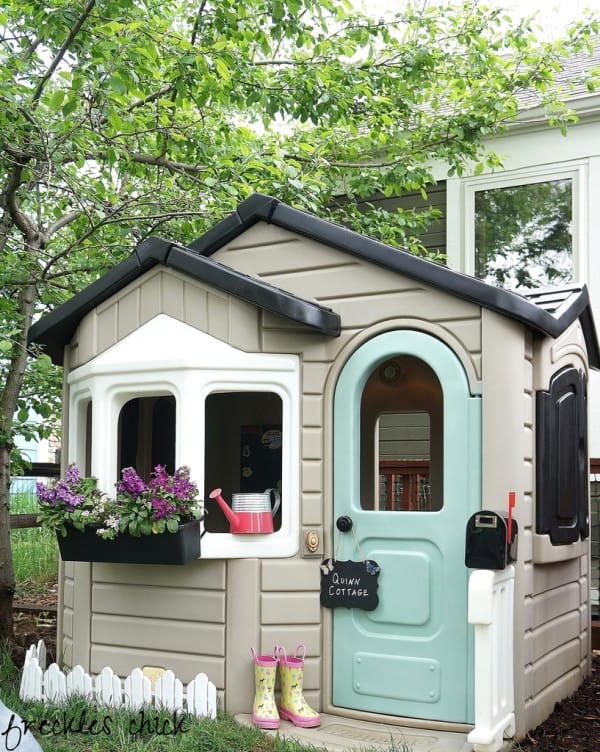Kids Outdoor Plastic Playhouse
 Playhouse Makeovers are the new Upcycling Trend for Kids