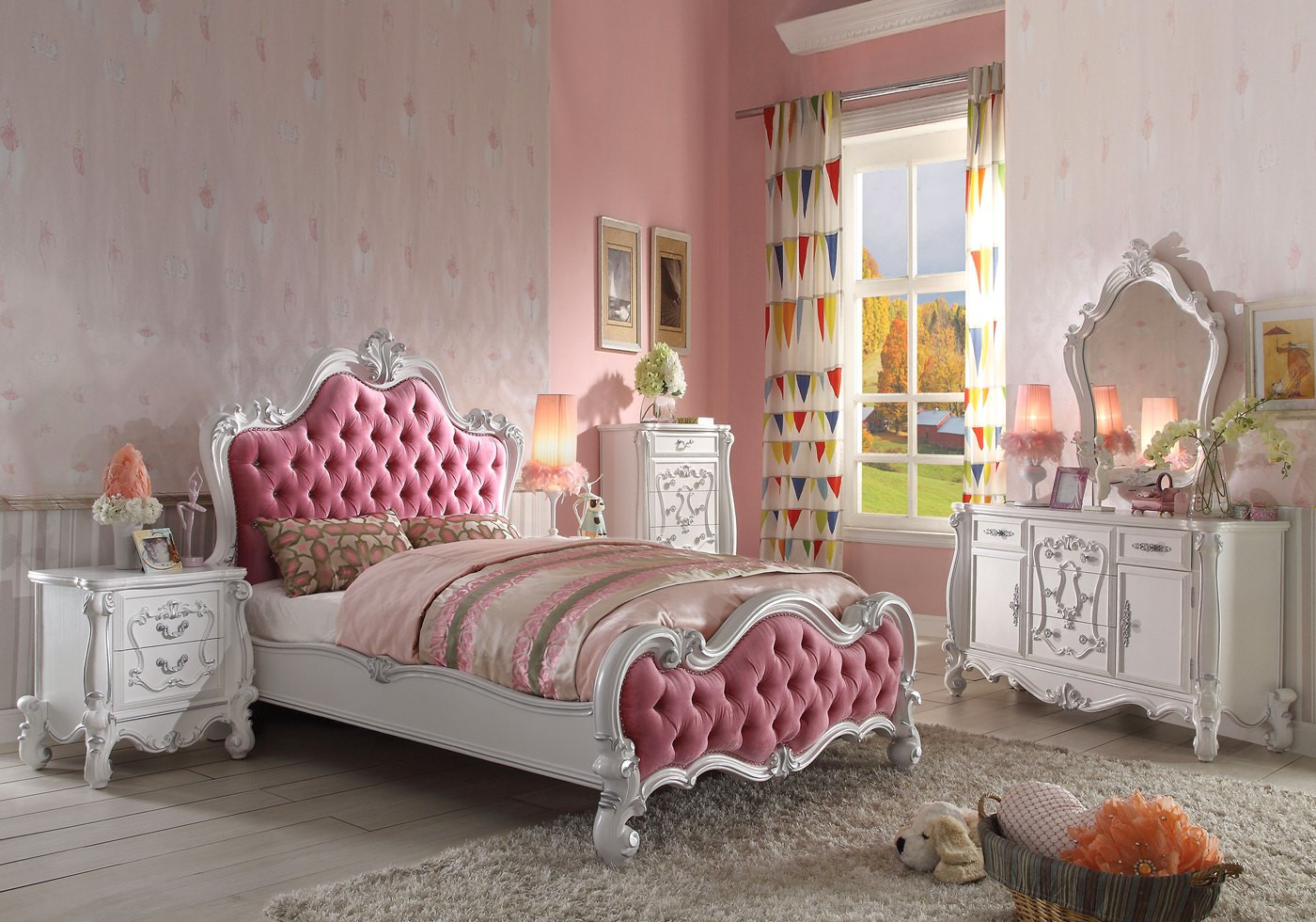Kids Queen Bedroom Set
 Versailles Kids Victorian 4 pc Pink Fabric Queen Bed Set w