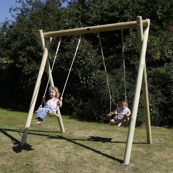 Kids Swing Frame
 Building a large wooden swing frame for the kids how to