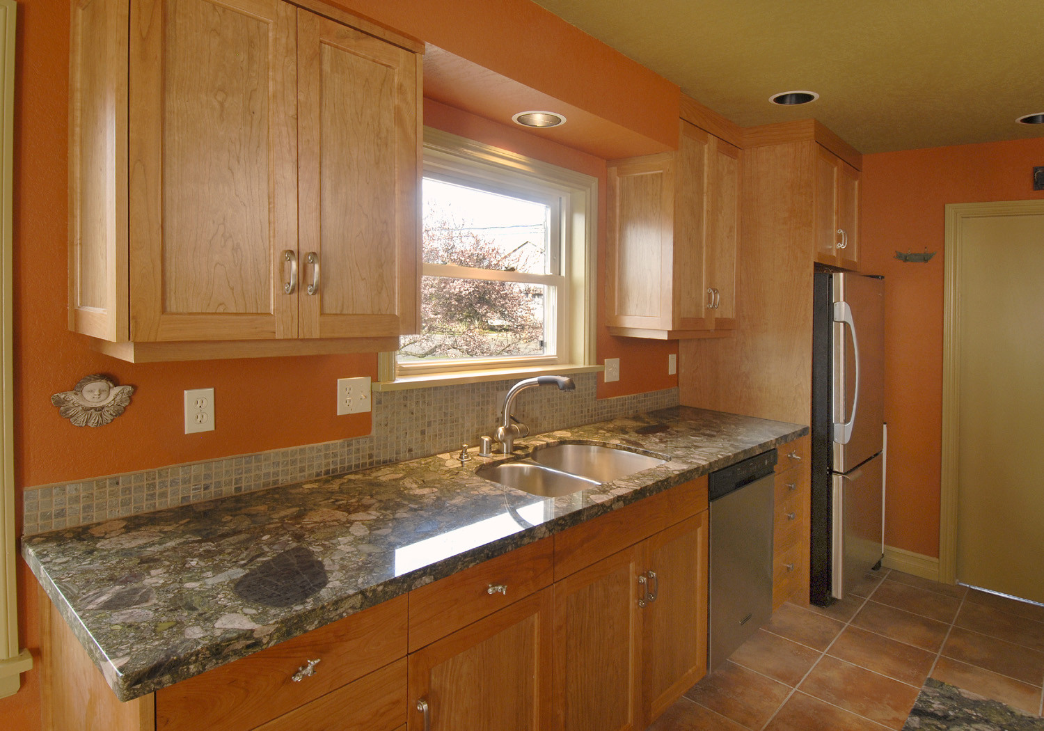 Kitchen Cabinet With Counter
 Granite countertops