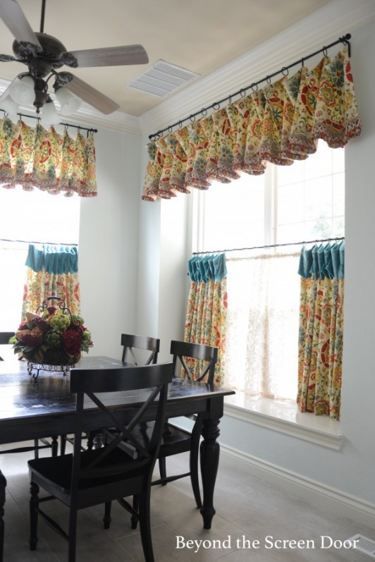 Kitchen Cafe Curtains
 How to Choose the Best Length for Your Curtains Beyond