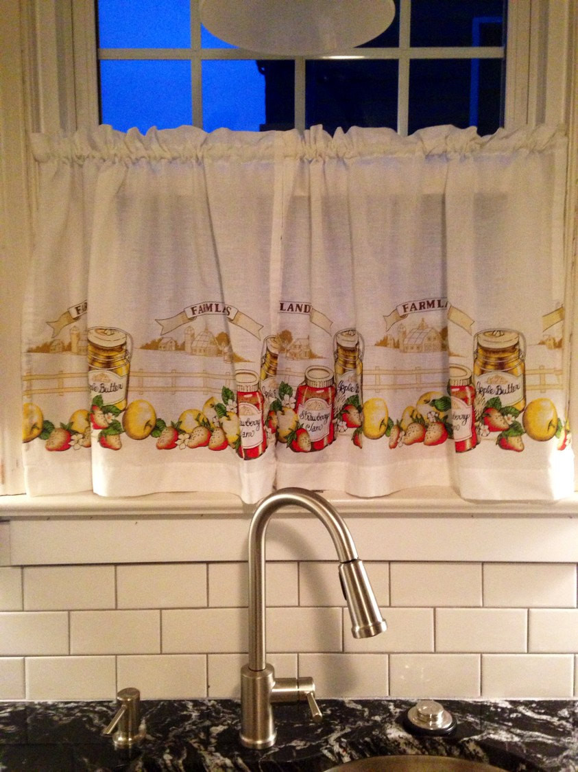 Kitchen Cafe Curtains
 Vintage Kitchen Cafe Curtains Excellent Condition Kitschy