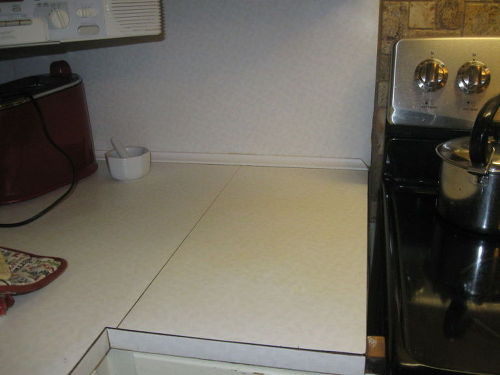 Kitchen Countertop Cover Ups
 I want to cover up or paint my old Formica counter tops in