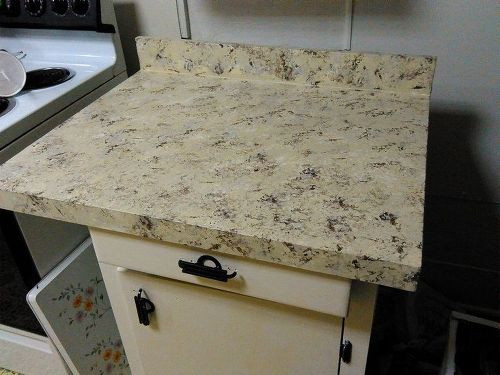 Kitchen Countertop Cover Ups
 I want to cover up or paint my old Formica counter tops in