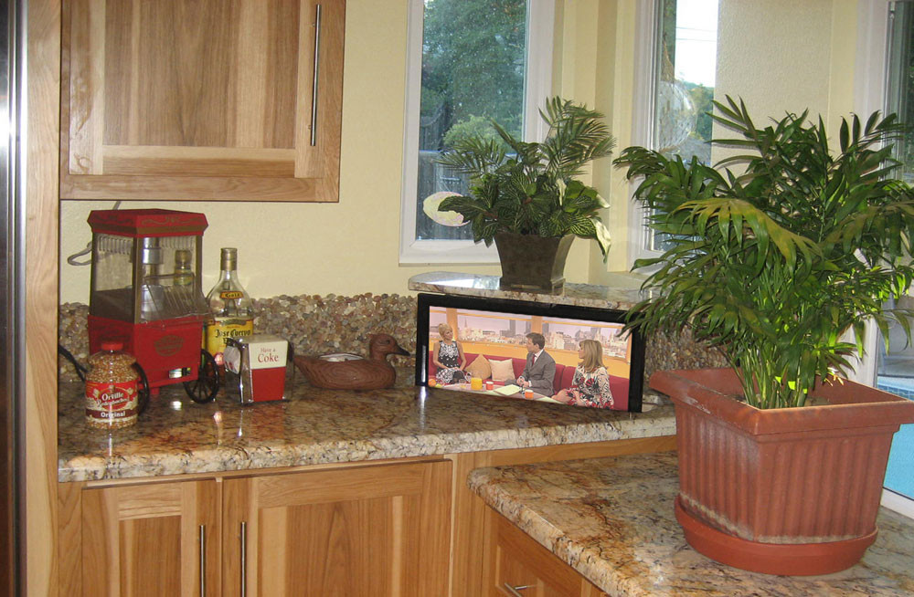 Kitchen Countertop Tv
 Kitchen Counter TV