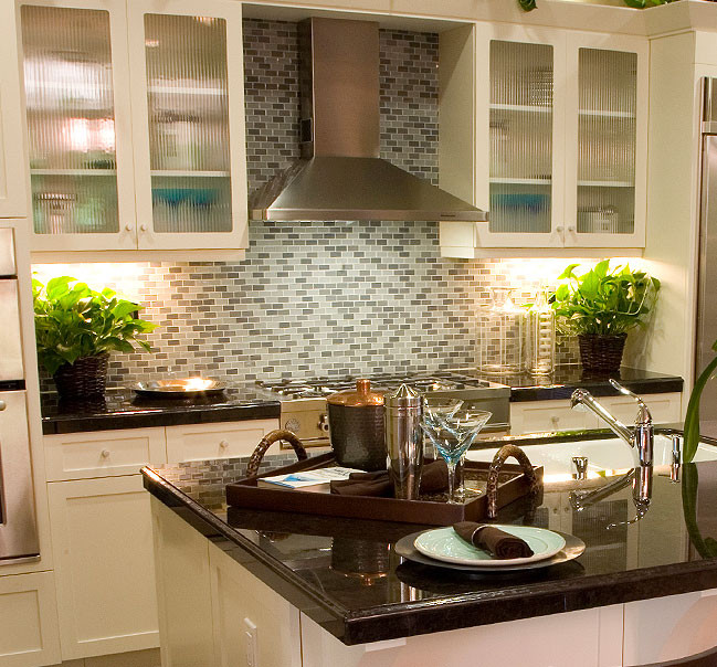 20 Stunning Kitchen Glass Backsplash Ideas - Home, Decoration, Style ...