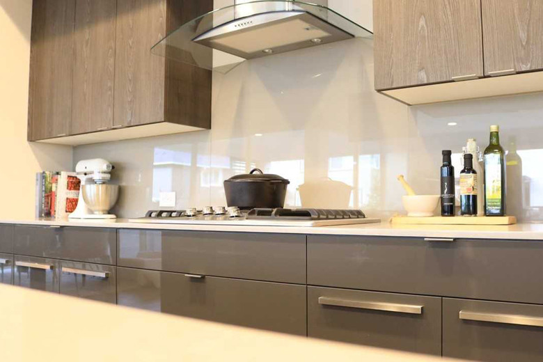 Kitchen Glass Backsplash Ideas
 The Pros and Cons of a Glass Splashback In Your Kitchen
