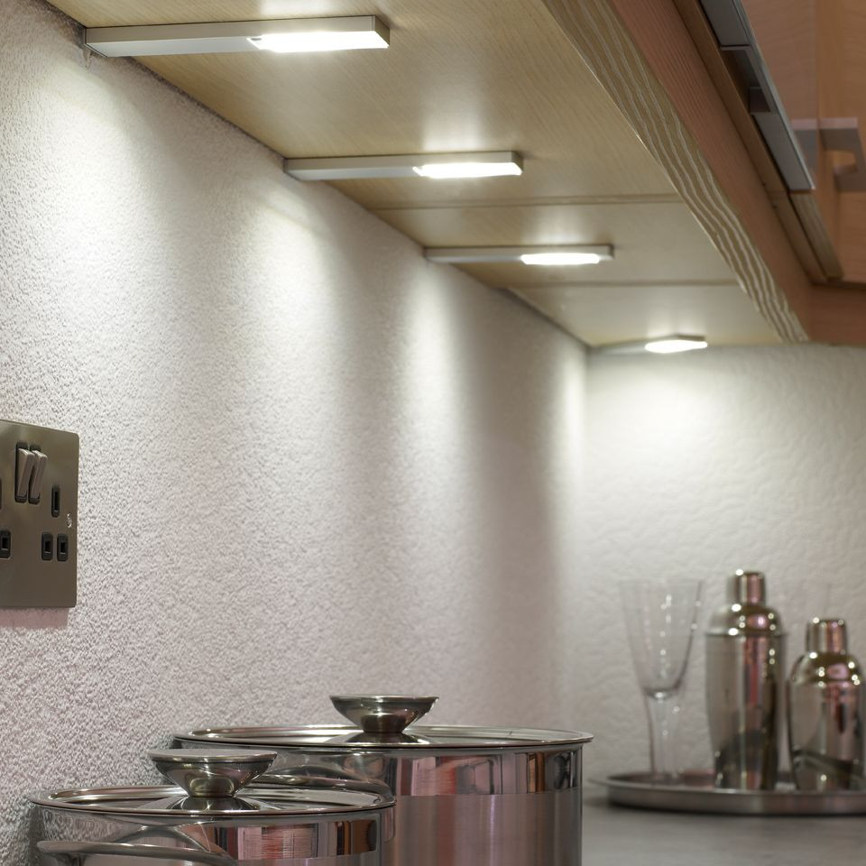 Kitchen Lighting Under Cabinet
 Quadra Plus LED Under Cabinet Light