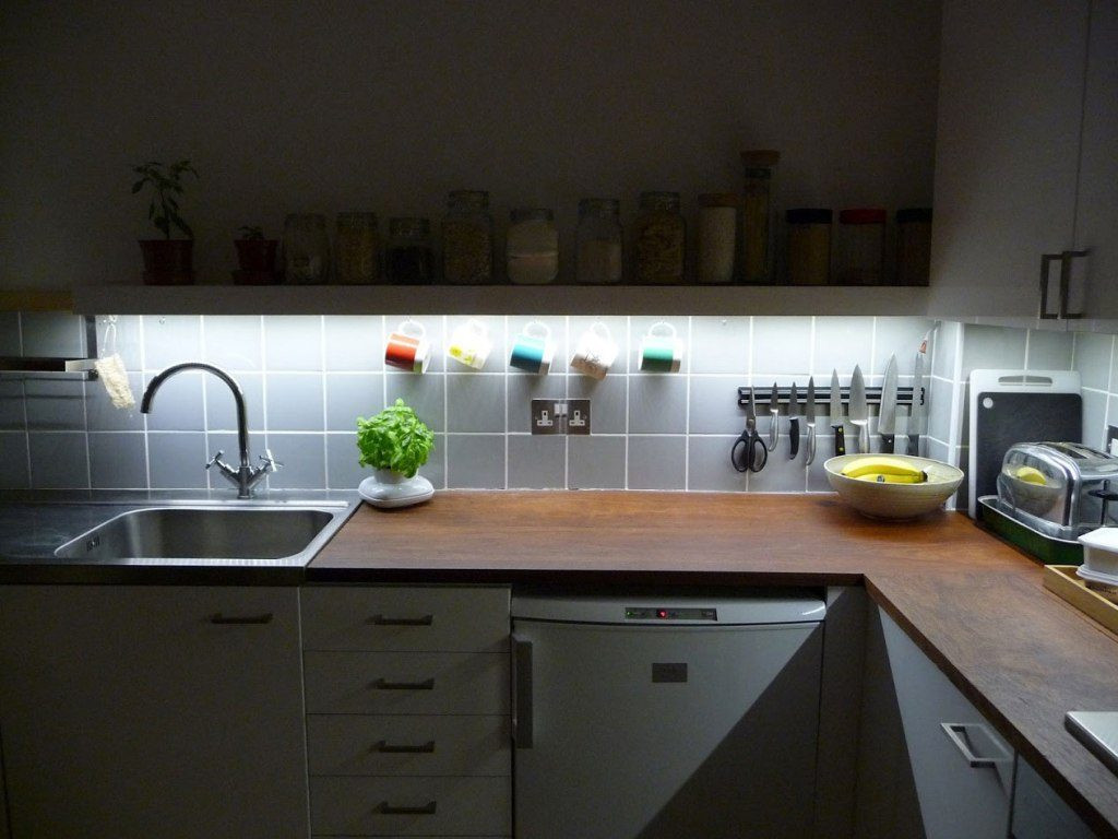 Kitchen Lighting Under Cabinet
 32 Beautiful Kitchen Lighting Ideas for Your New Kitchen