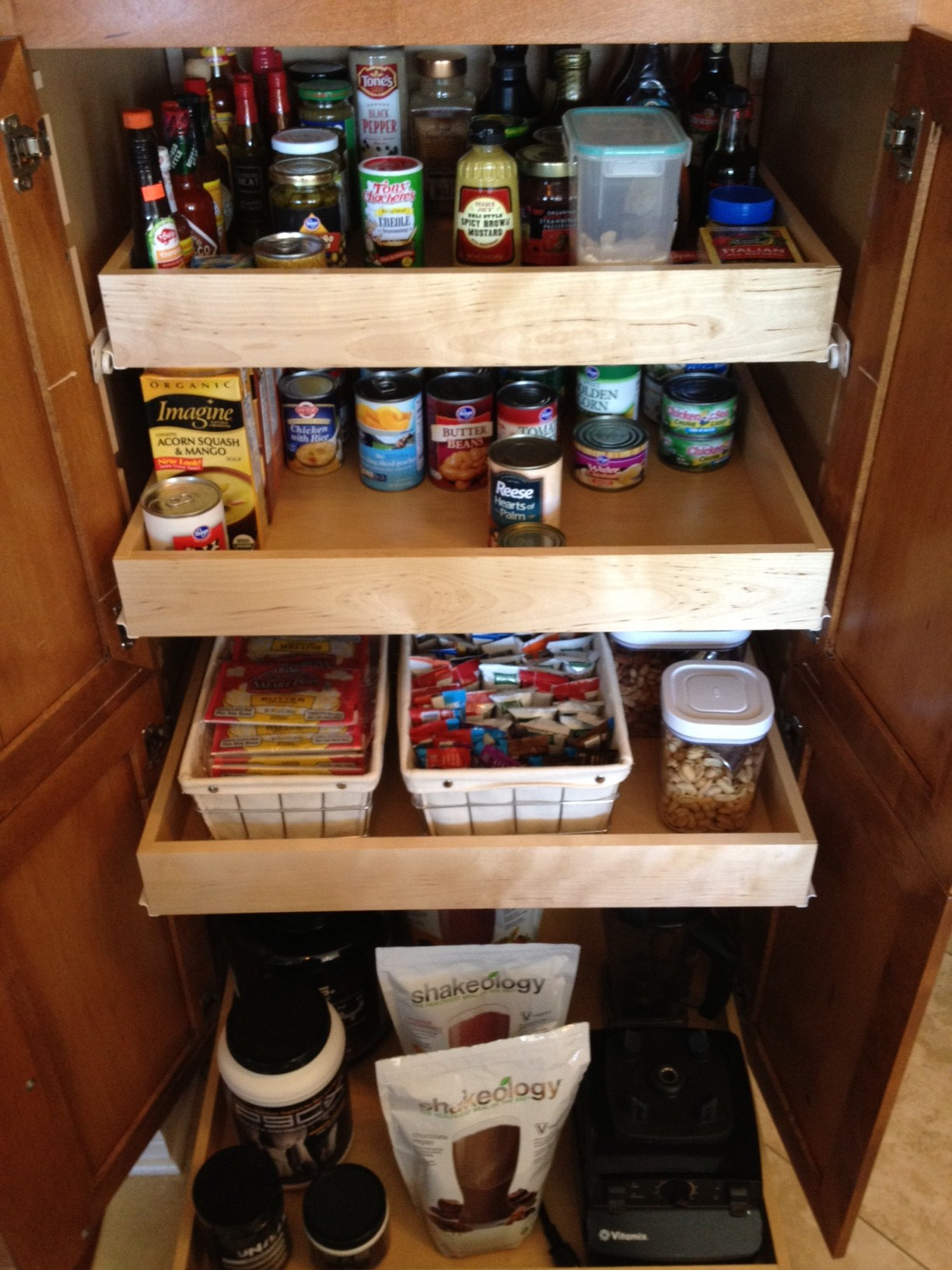 Kitchen Pantry Organize
 Organize your kitchen pantry 7 rules for an organized