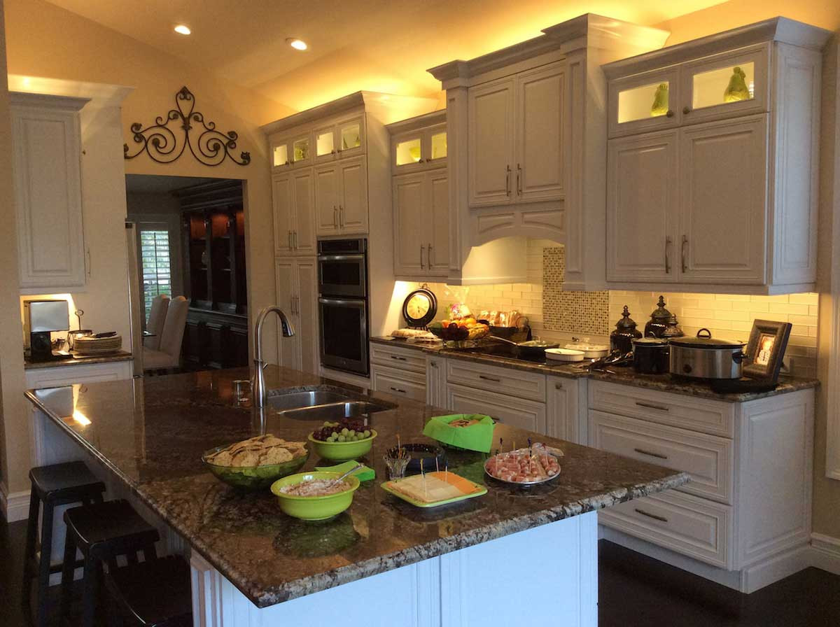 Kitchen Strip Lights Under Cabinet
 Visual Light munication And Customer Engagement