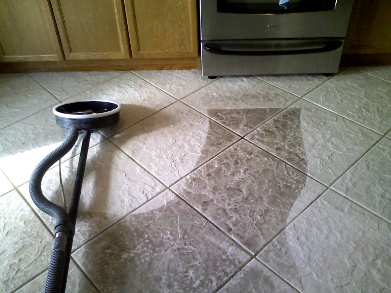 Kitchen Tile Cleaners Inspirational Dirty Kitchen Tile and Grout Hire A Professional Tile and