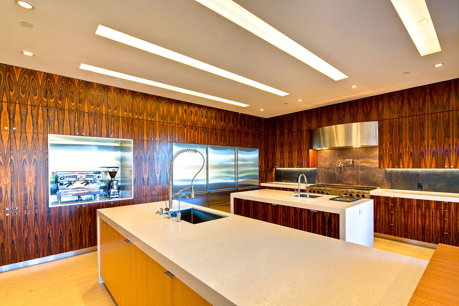Kitchen Wall Coverings
 Wood Wall Covering Ideas – HomesFeed