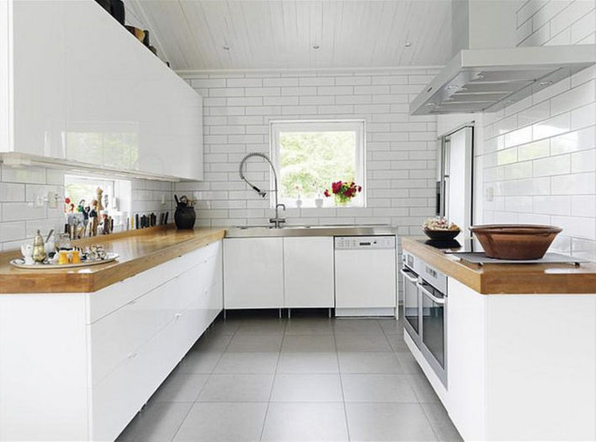 Kitchen Wall Tiles
 Tips for Choosing Perfect Kitchen Wall Tiles