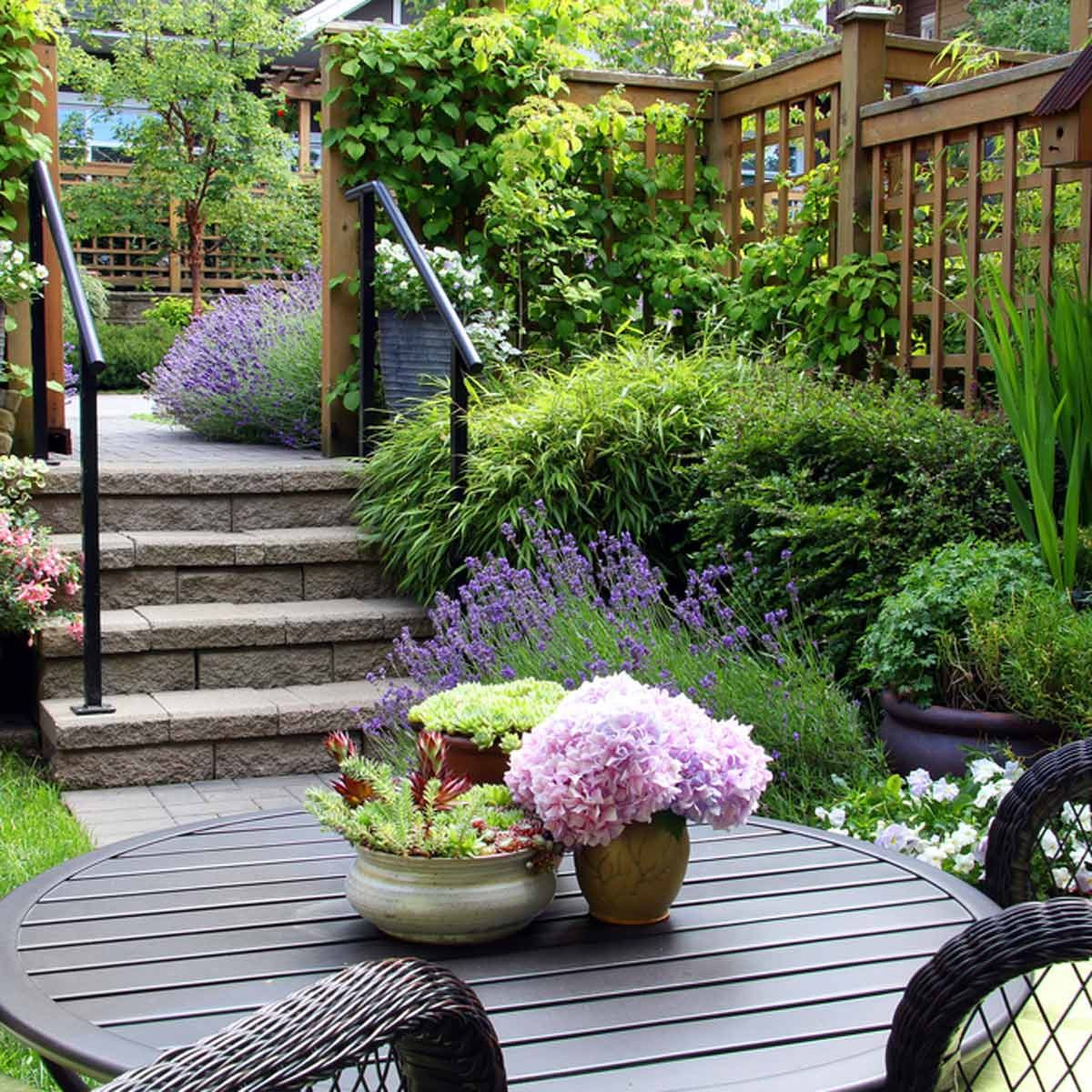 Landscape Design For Small Spaces
 14 Small Yard Landscaping Ideas to Impress