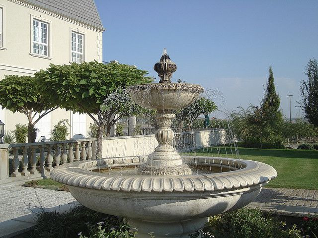 Landscape Fountain Front Yards
 Front yard fountain