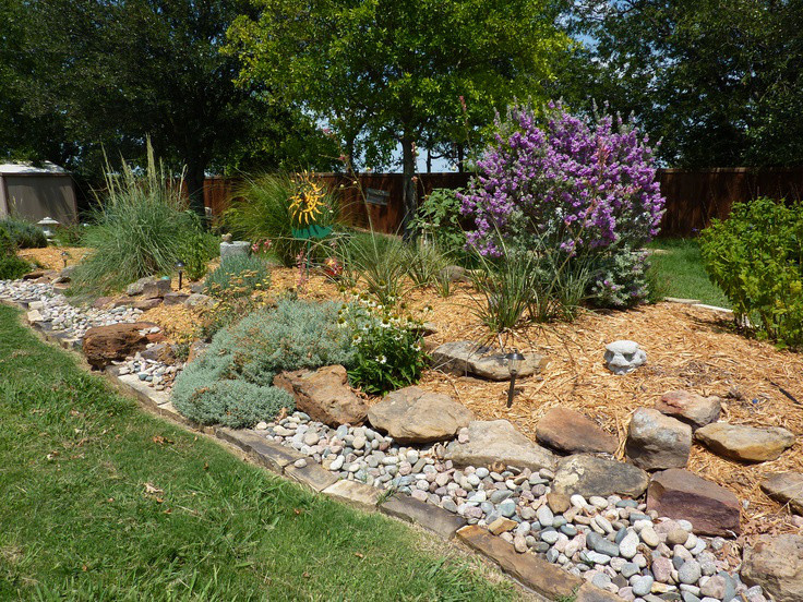 Landscape Fountain Plan
 Best Plan Front Lawn Landscaping Ideas Between Neighbors