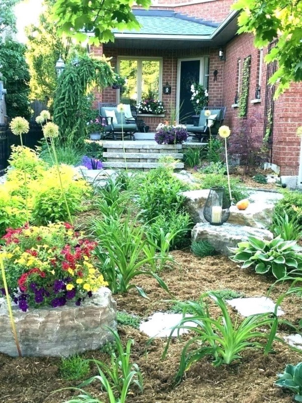 Landscape Ideas Front Yard
 40 Beautiful Small Front Yard Landscaping Ideas Bored Art