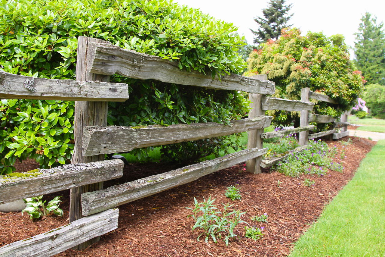 Landscape Timber Fence
 Wooden Fence Designs That Lend a Rustic Look to Your