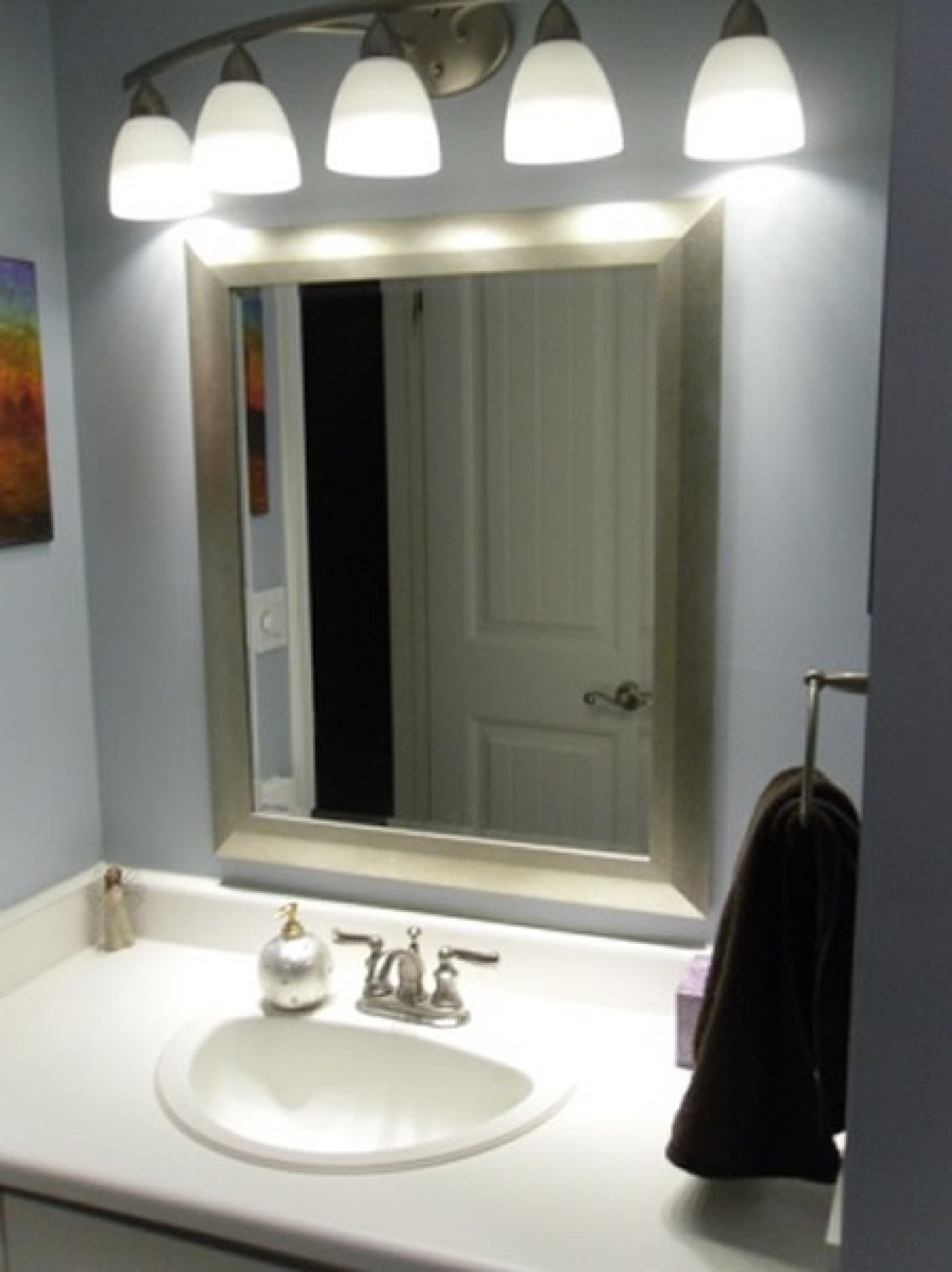Light Bulbs For Bathroom
 Small Bathroom Design Bathroom Remodel Ideas