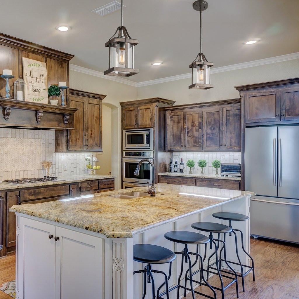 Light Fixtures Over Kitchen Island
 How to Choose the Perfect Kitchen Island Lighting – LNC HOME