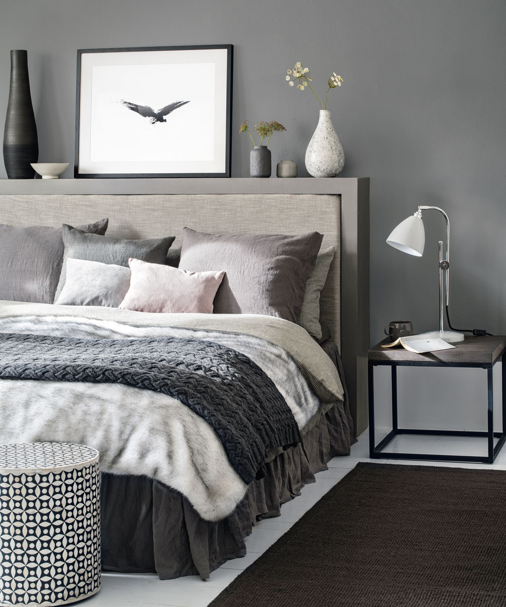 Light Grey Bedroom Ideas
 Grey bedroom ideas – grey bedroom decorating – grey colour