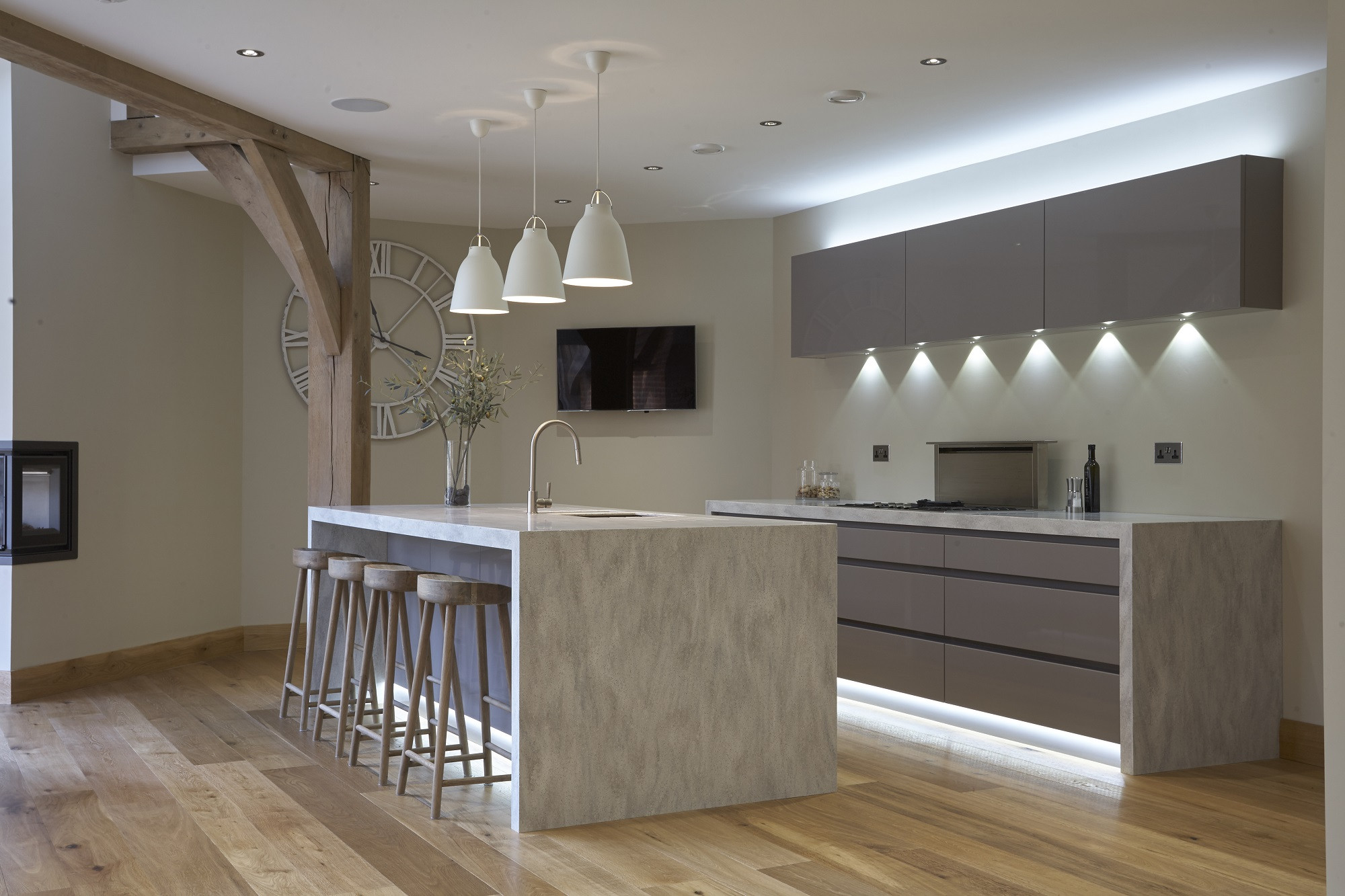Light Kitchen Cabinet Ideas
 13 Lustrous Kitchen Lighting Ideas to Illuminate Your Home
