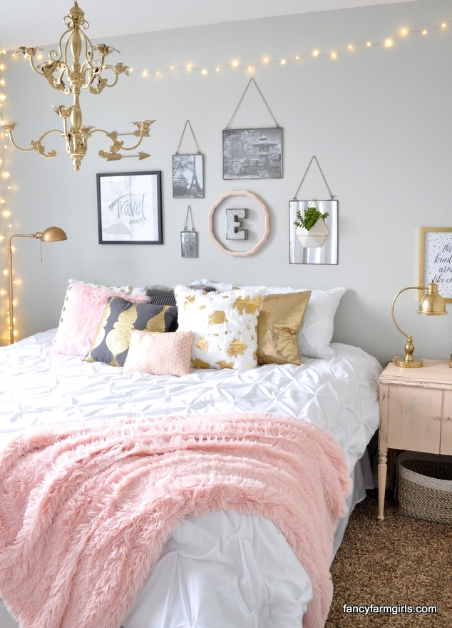 Light Pink Bedroom
 16 Colorful Girls Bedroom Ideas