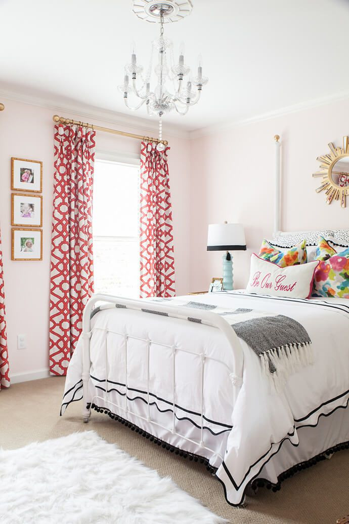 Light Pink Bedroom
 37 Elegant Feminine Bedroom Design Ideas