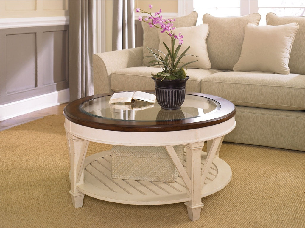 Ashey Living Room Cocktail Table T626-8