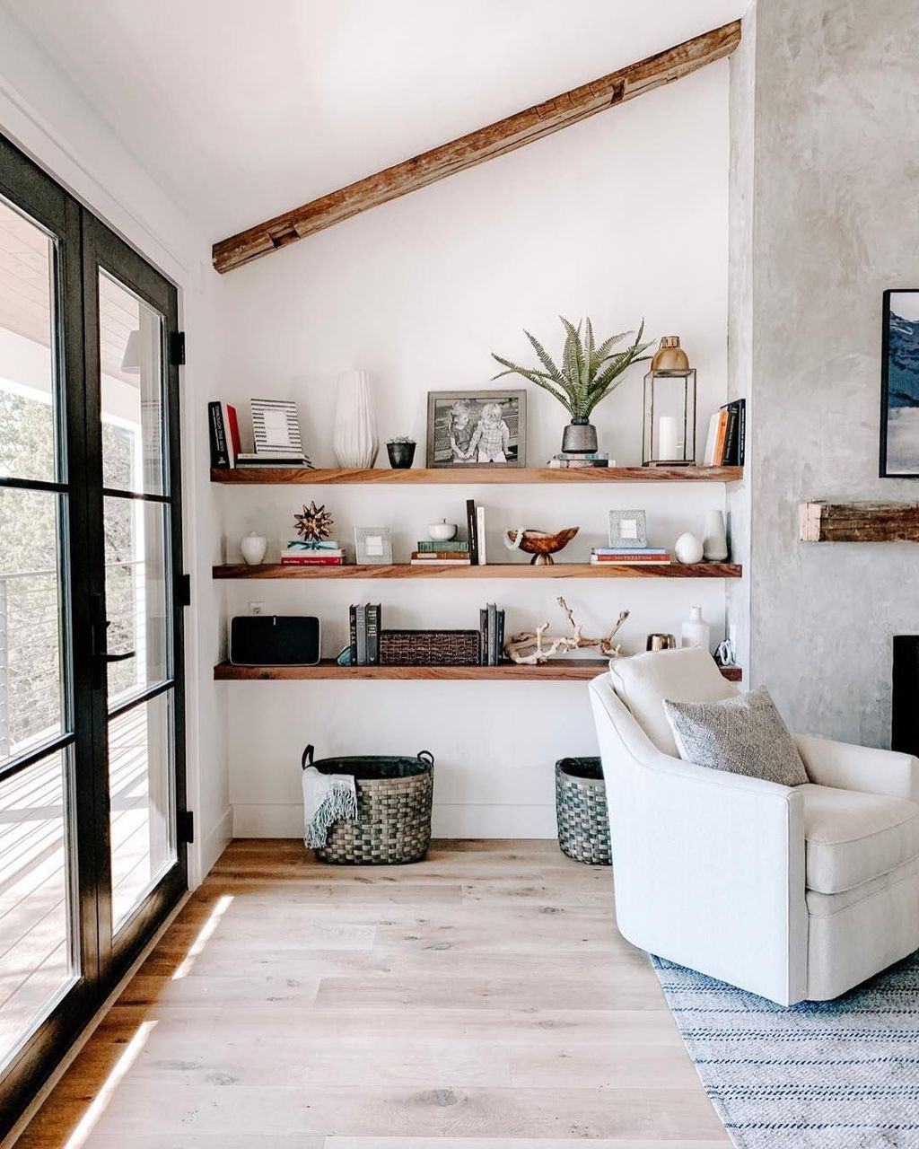Living Room Shelf Ideas
 35 Stunning Floating Shelves For Living Room Decor Ideas