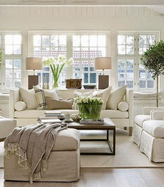 Living Room Small Space
 How To Create An Elegant Space In A Small Living Room