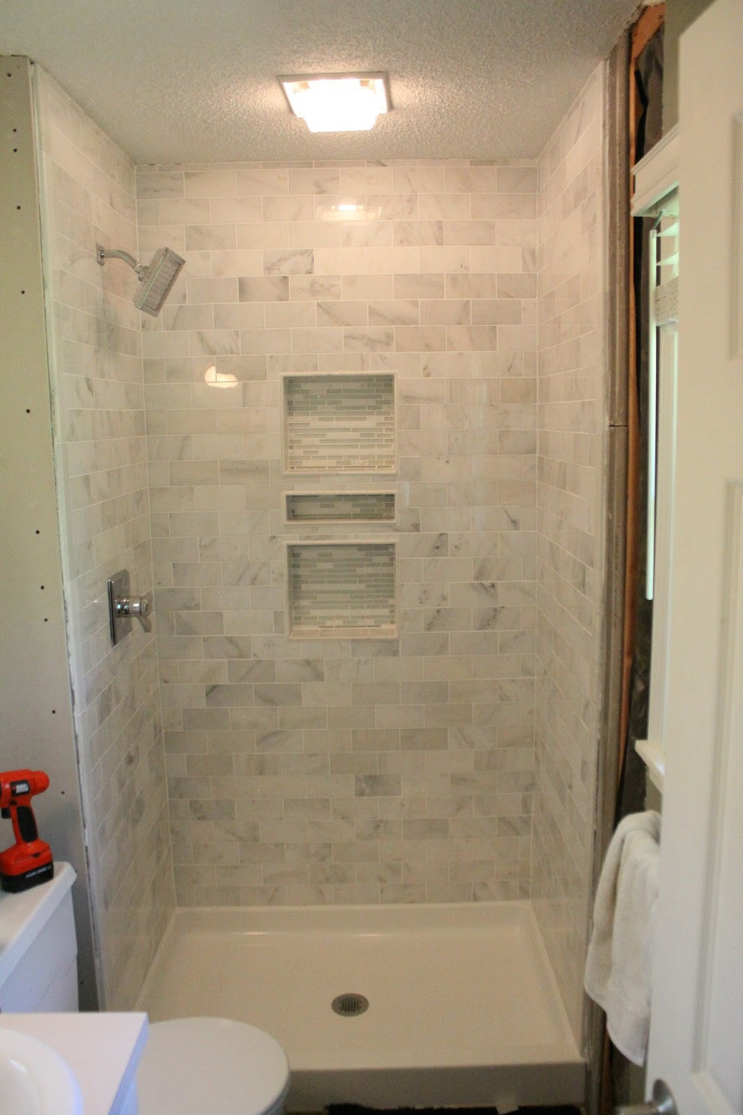 Lowes Bathroom Shower Tile
 Lowes Bathroom