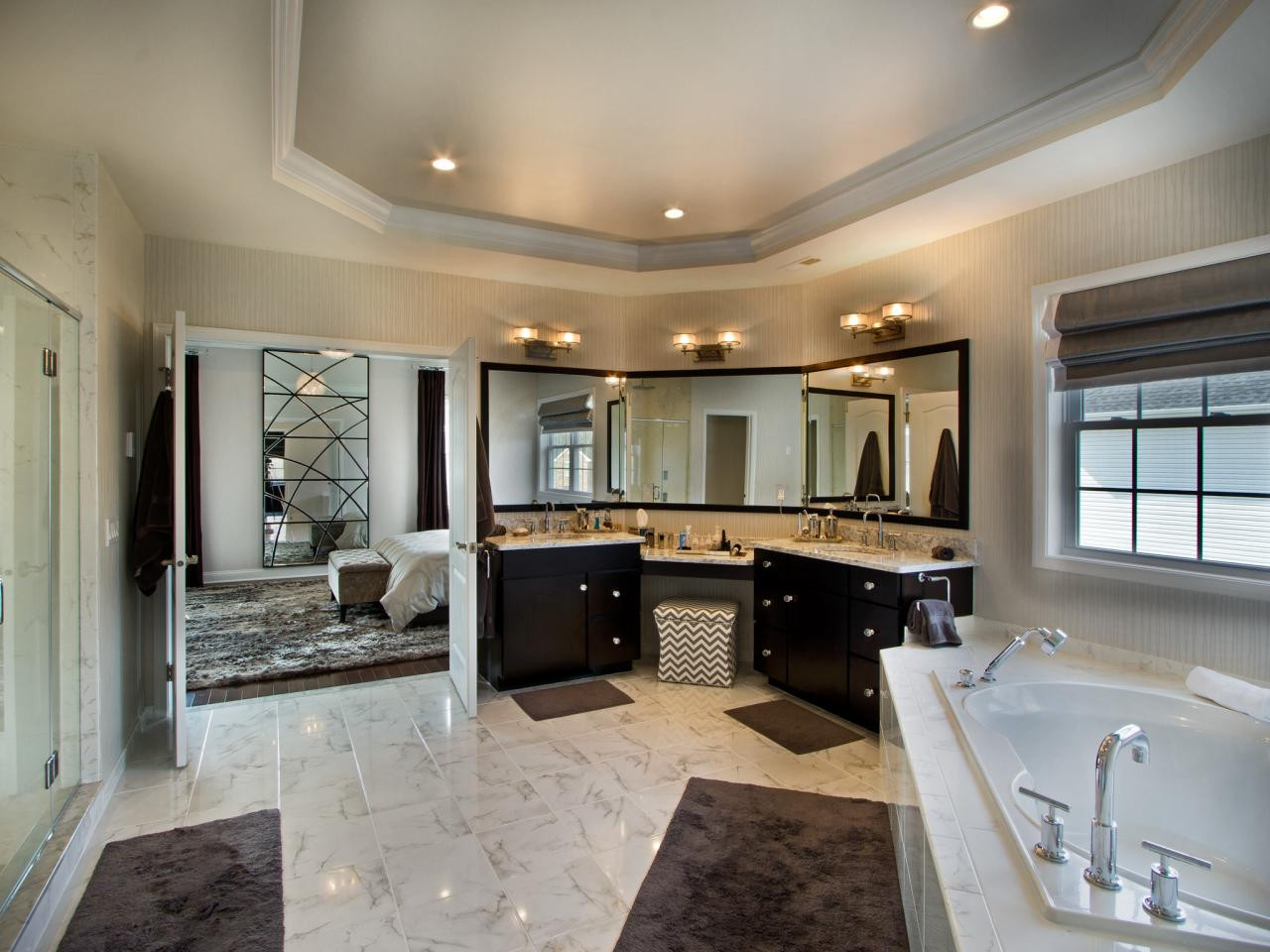 Master Bathroom Layout Ideas
 25 Extraordinary Master Bathroom Designs