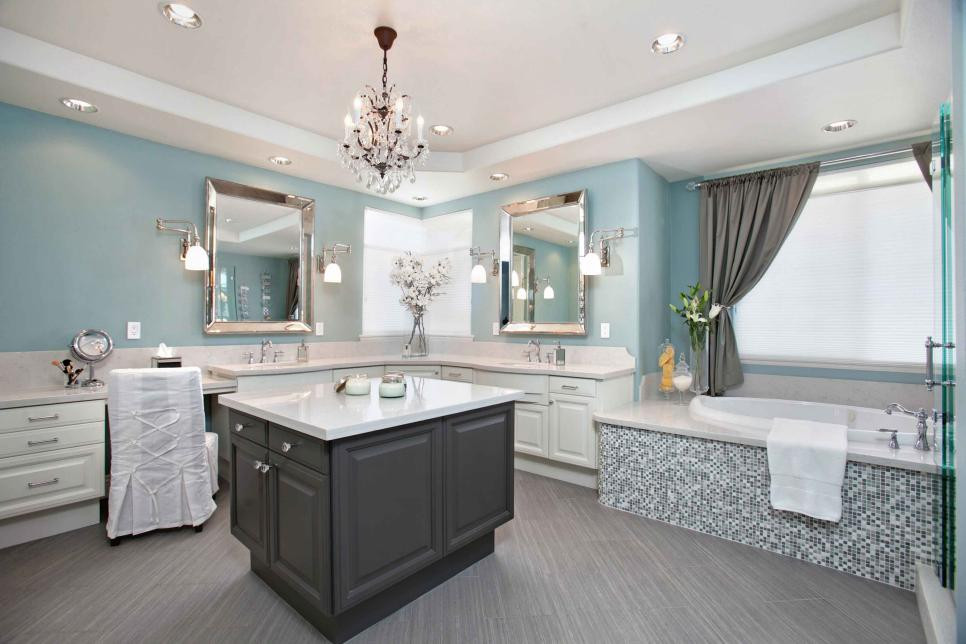 Master Bathroom Layouts
 20 Stylish Bathroom Storage Design Ideas