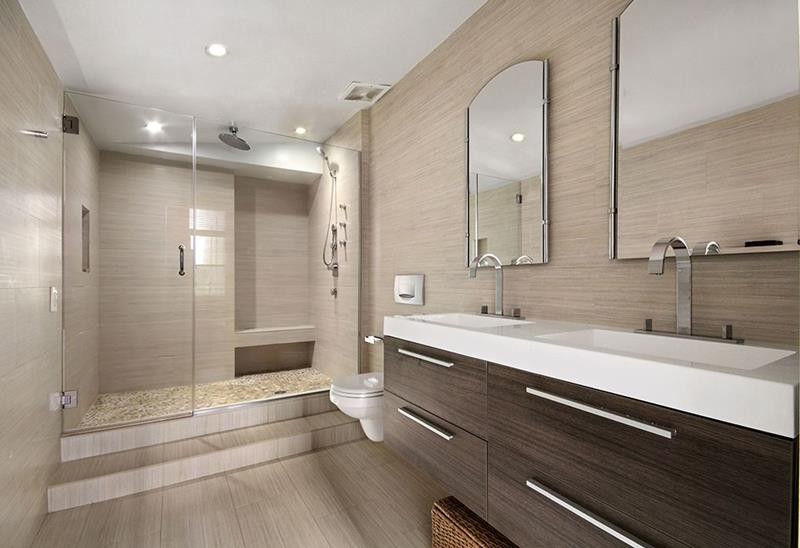 Master Bathroom Walk In Shower
 15 Stunning Master Bathrooms with Walk In Showers